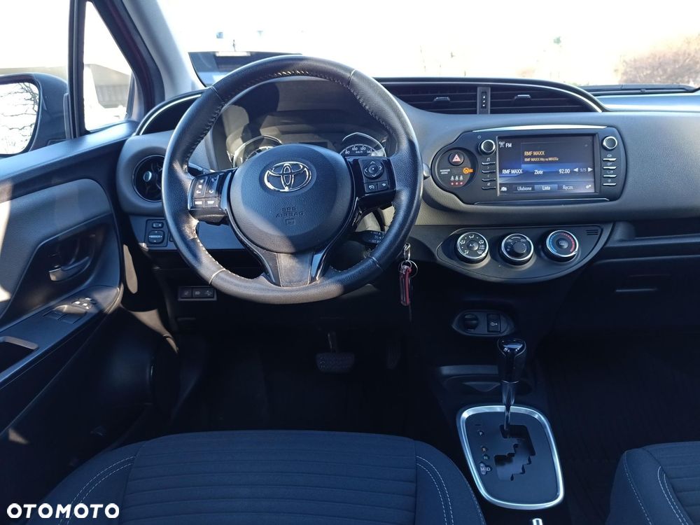 Toyota Yaris 1.5 Premium CVT - 19