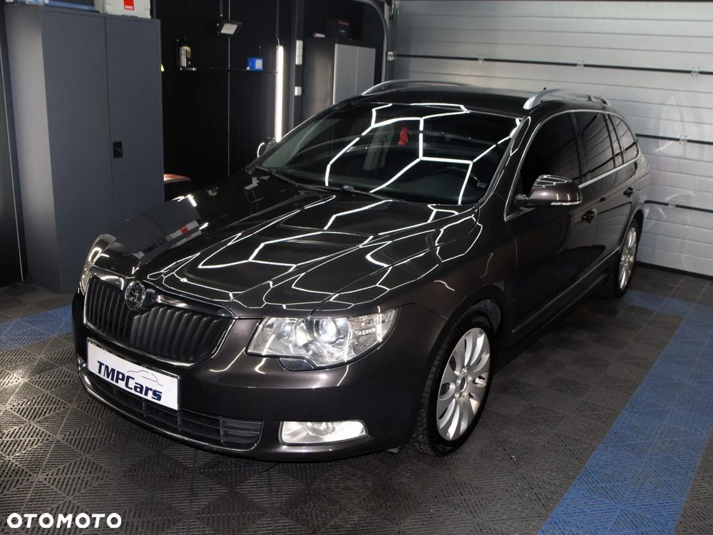 Skoda Superb 2.0 TDI Elegance - 26