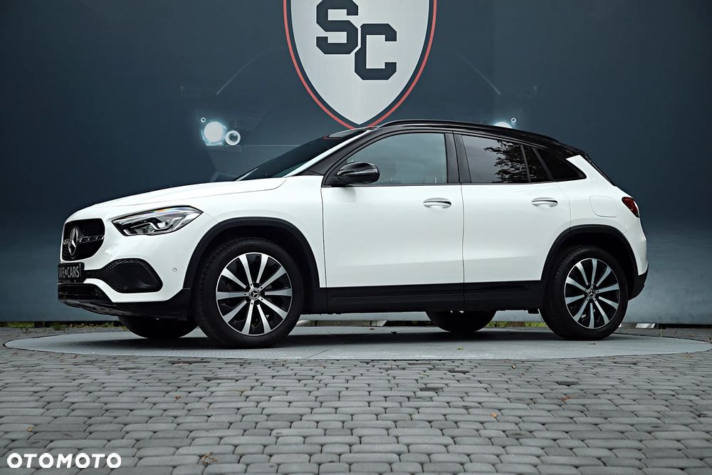 Mercedes-Benz GLA 200 Style - 7