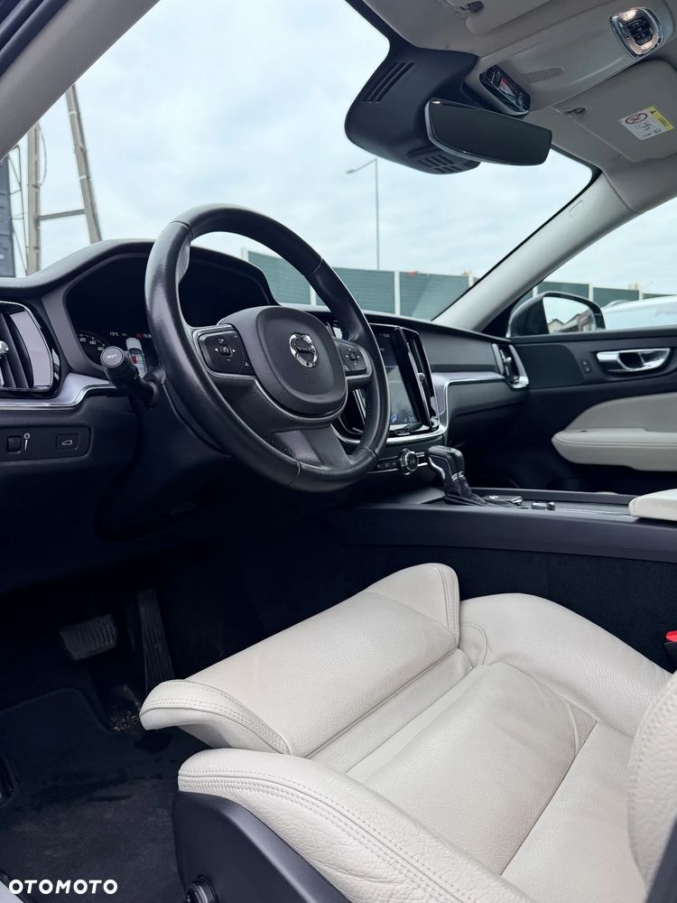 Volvo V60 T4 Inscription - 20