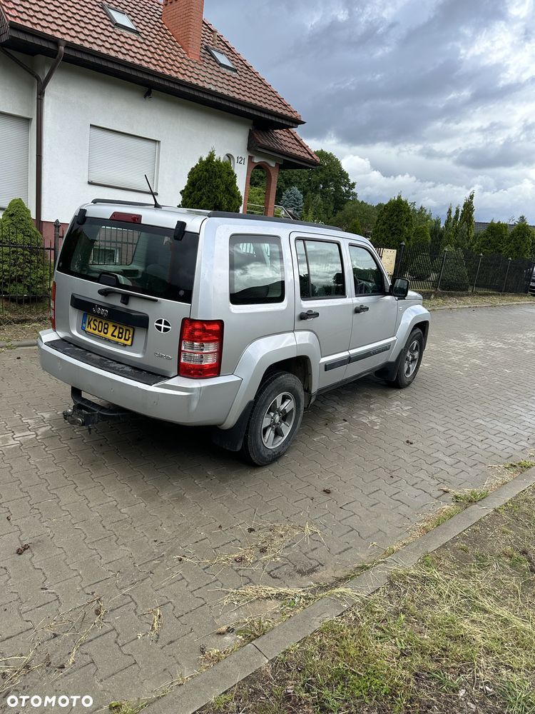 Jeep Cherokee - 5