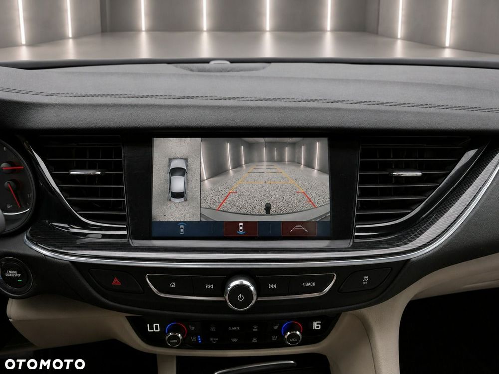Opel Insignia - 15