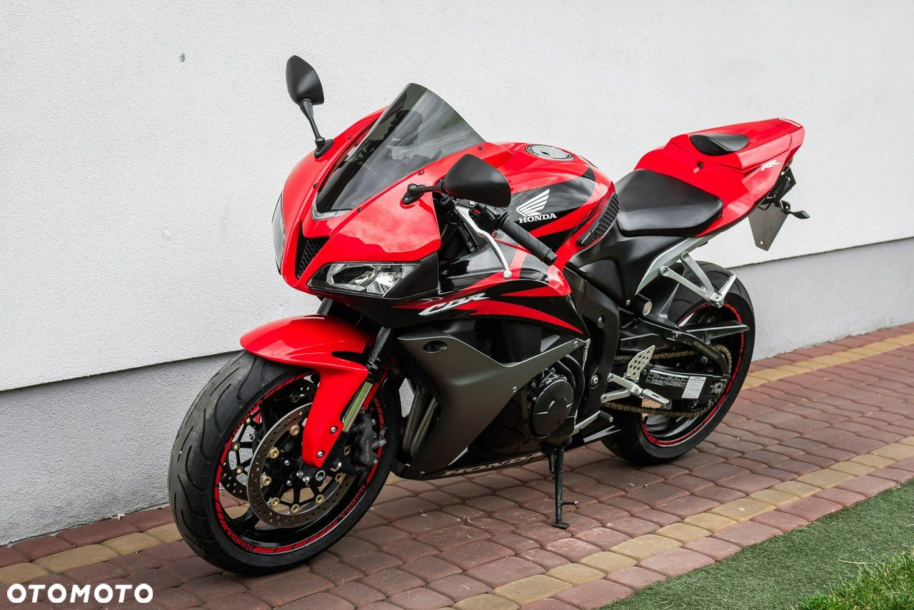 Honda CBR - 7