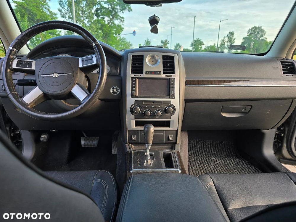 Chrysler 300C 3.0 V6 CRD - 6