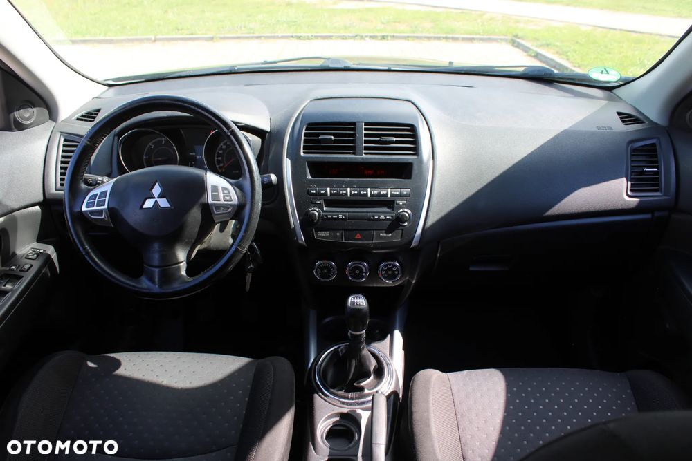 Mitsubishi ASX - 13