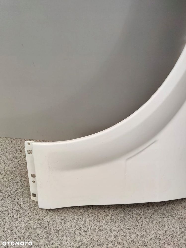 MERCEDES C KLASA W204 C63 AMG 63 BŁOTNIK PRZEDNI LEWY - 6