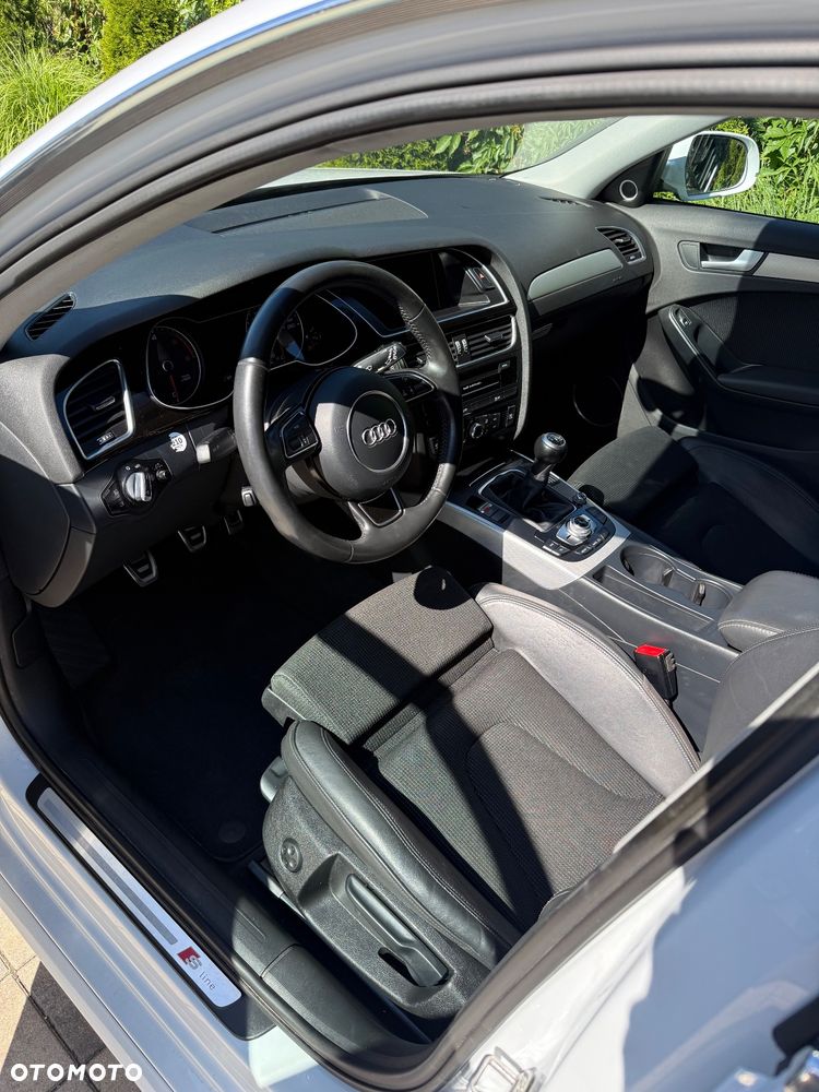 Audi A4 Avant 2.0 TDI ultra sport - 27