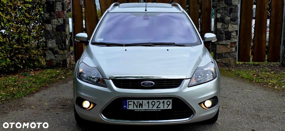Ford Focus 2.0 TDCi DPF Titanium - 28