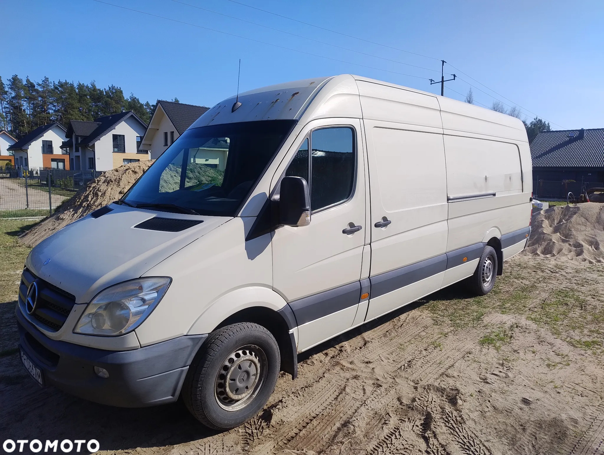 Mercedes-Benz Sprinter - 2