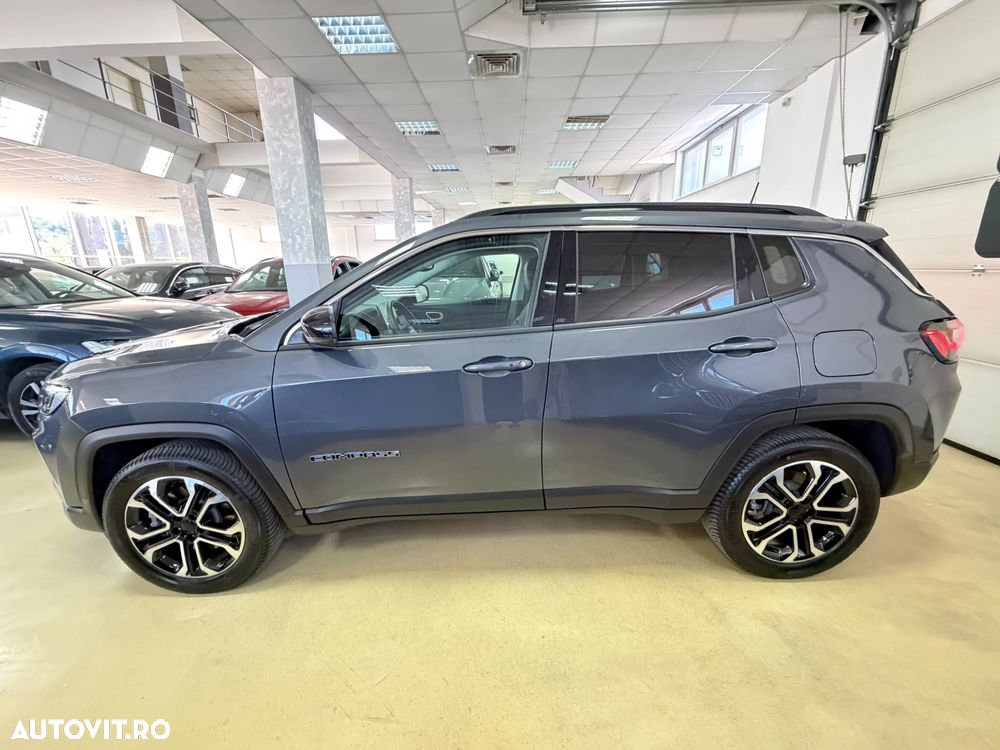 Jeep Compass - 12