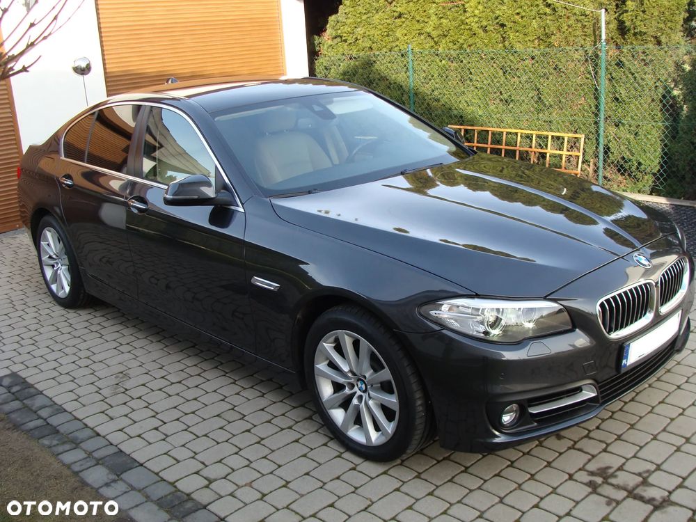 BMW Seria 5 520d xDrive - 8