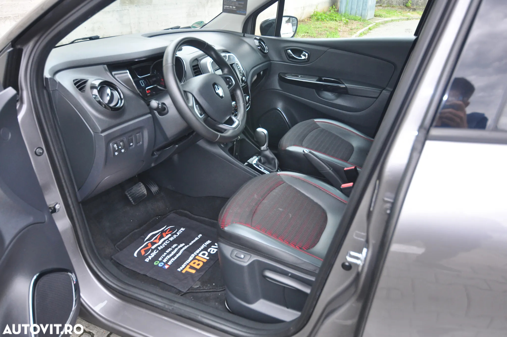 Renault Captur ENERGY dCi 90 EDC XMOD - 12