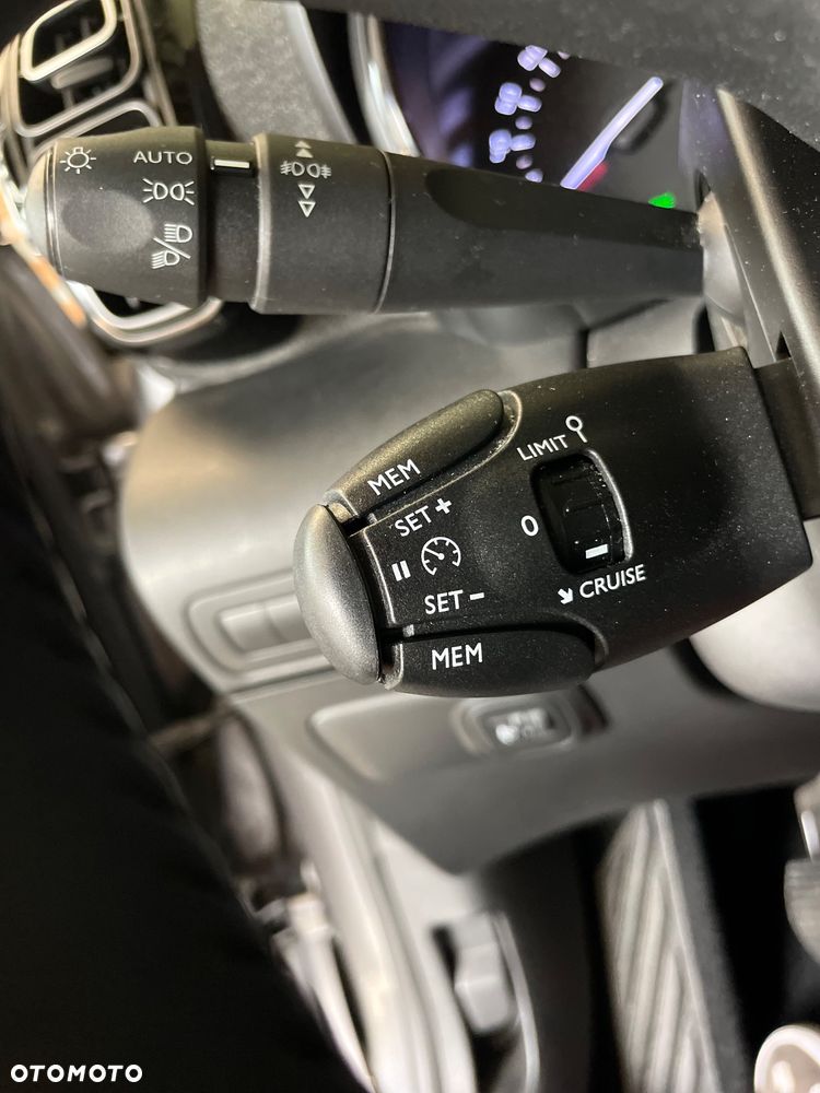 Citroën C3 Aircross PureTech 110 Stop & Start OPF SHINE - 31