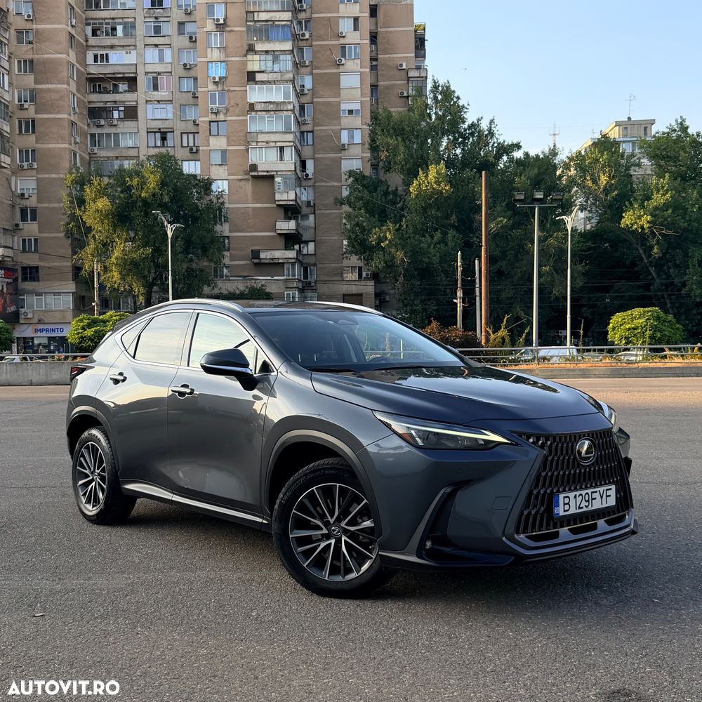 Lexus Seria NX - 9