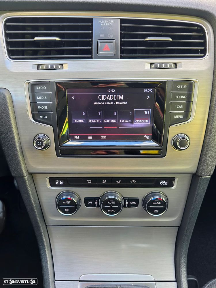 VW Golf Variant 1.6 TDi BlueMotion Confortline - 27