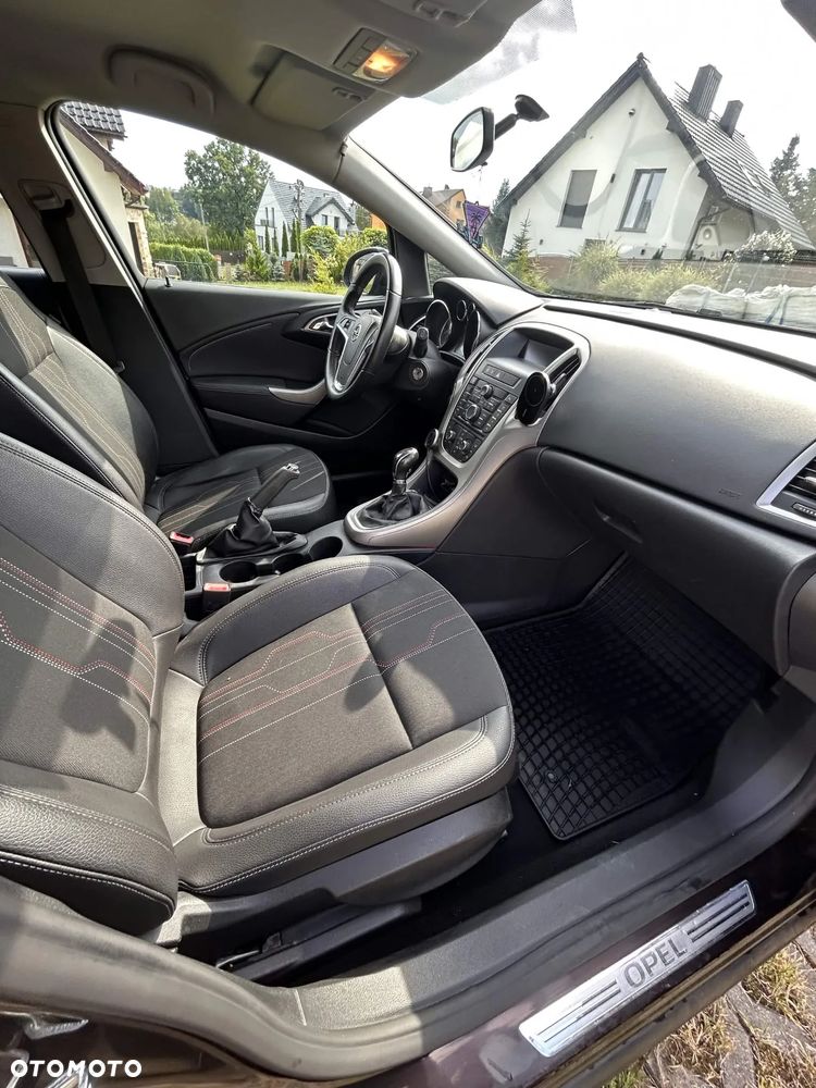Opel Astra 1.6 - 13