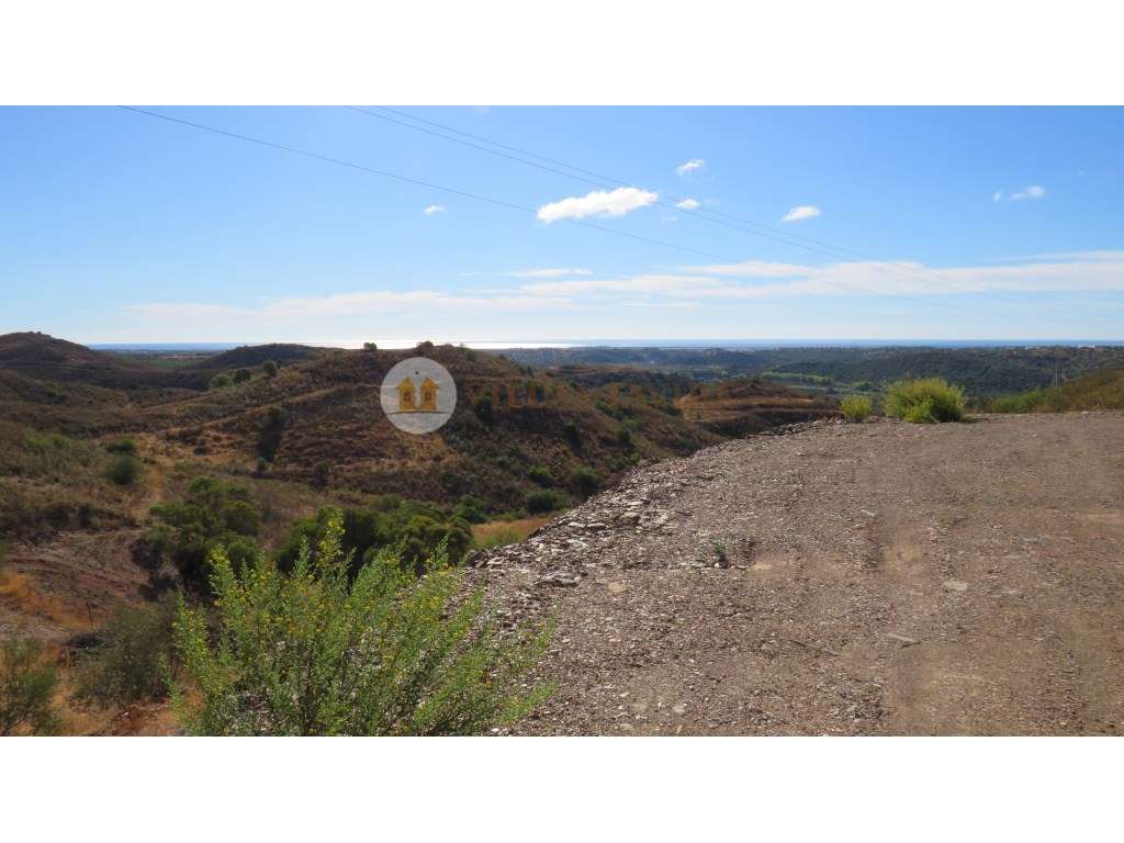 Terreno rústico - terraplanado- Vistas - Bons acessos - Grande imagem: 4/26