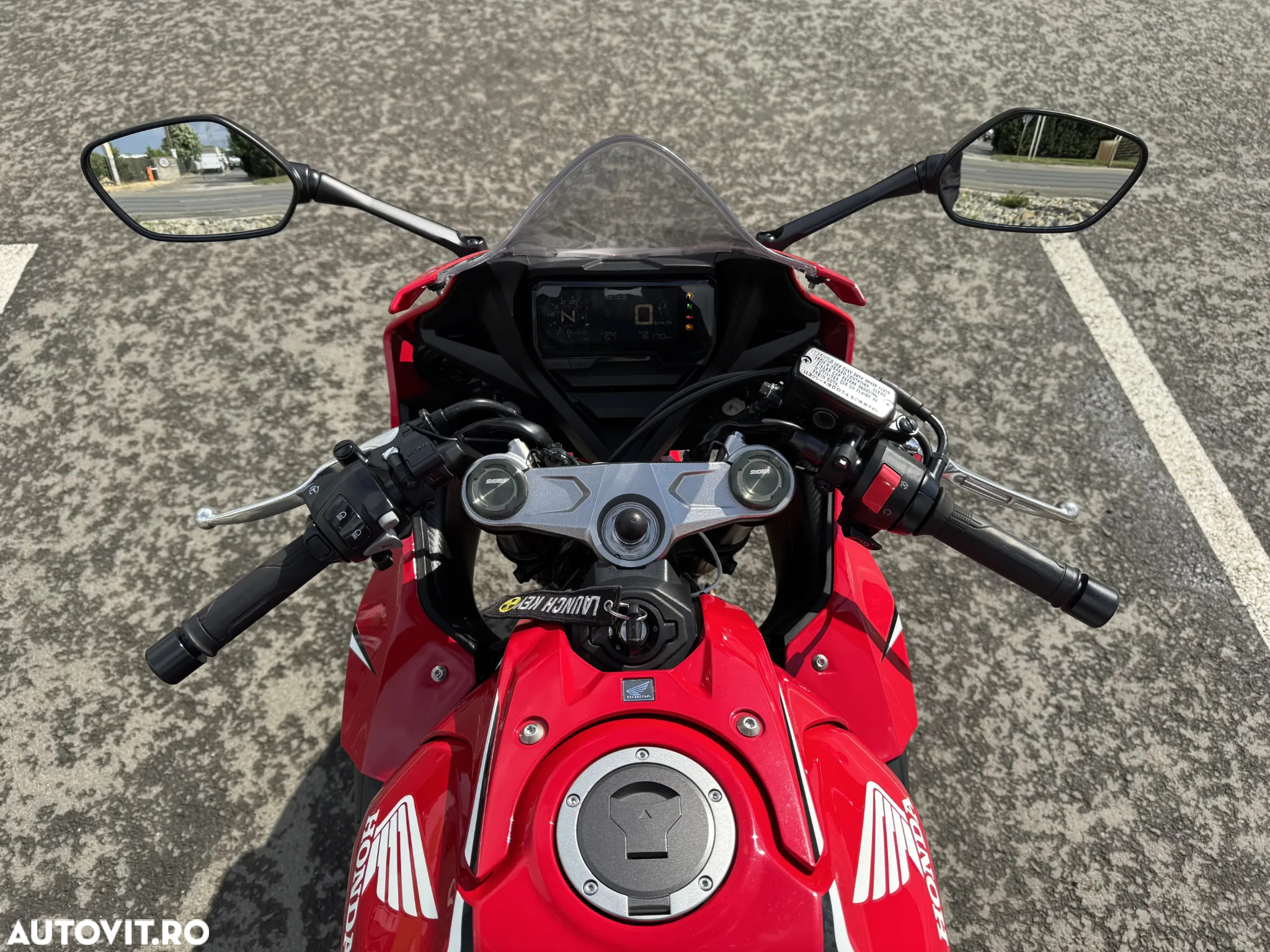 Honda CBR 650R - 19