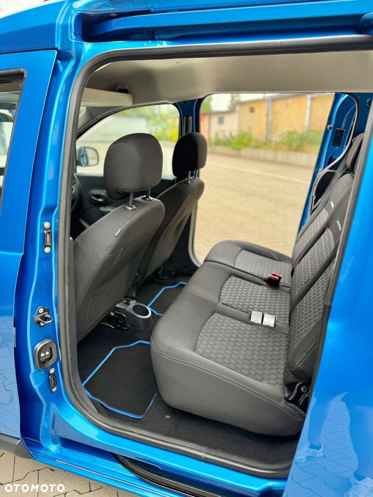 Dacia Dokker TCe 115 Stepway Celebration - 15