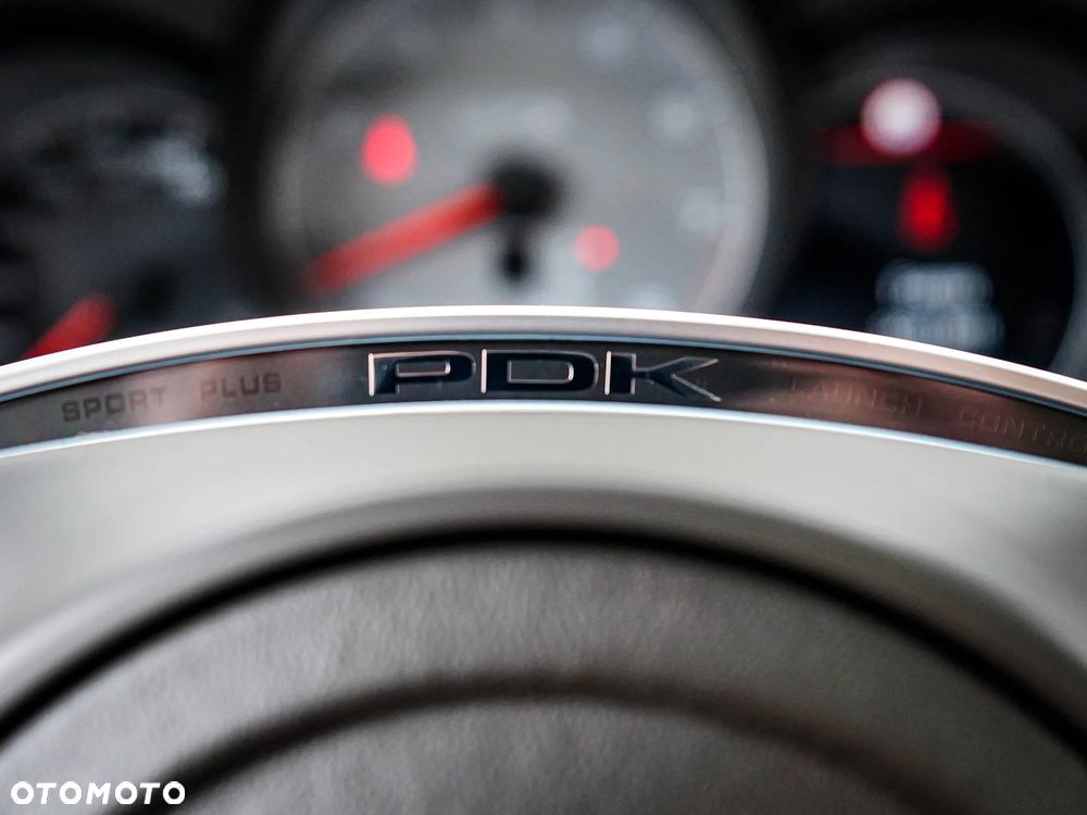 Porsche Panamera - 16