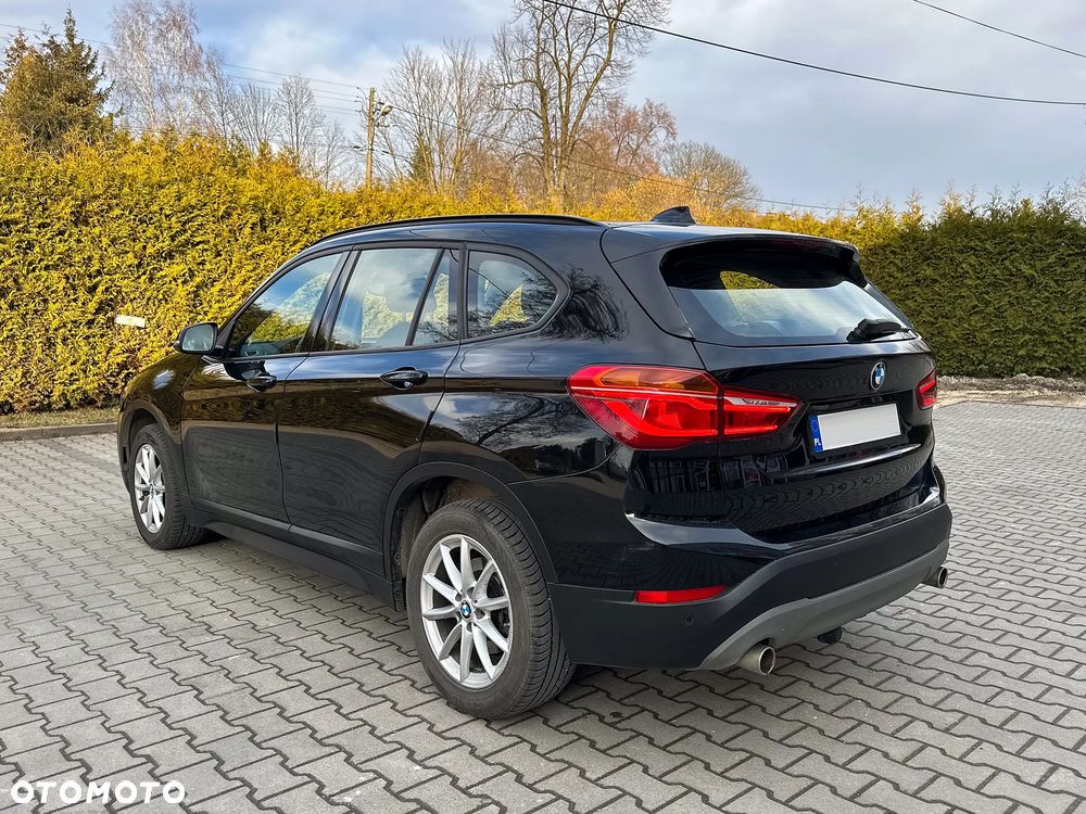 BMW X1 sDrive20i GPF - 10