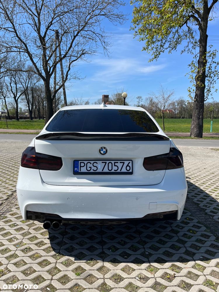 BMW Seria 3 316d - 5