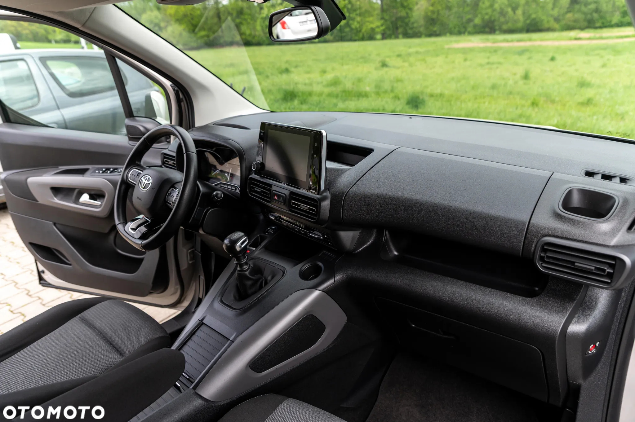 Toyota Proace City Verso 1.2 Turbo L2 Team Deutschland 7-Sitzer - 23