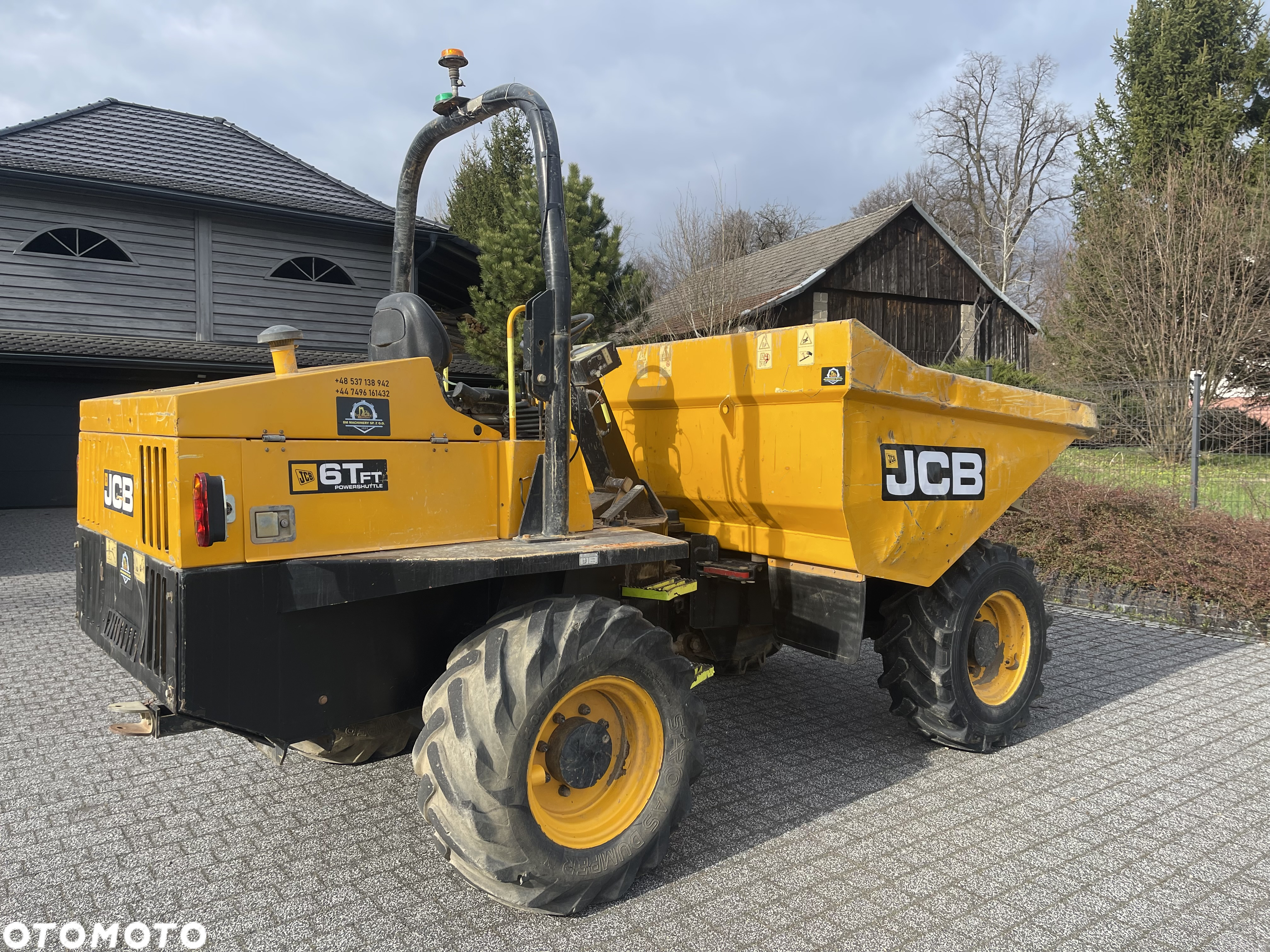JCB 6TFt - 4
