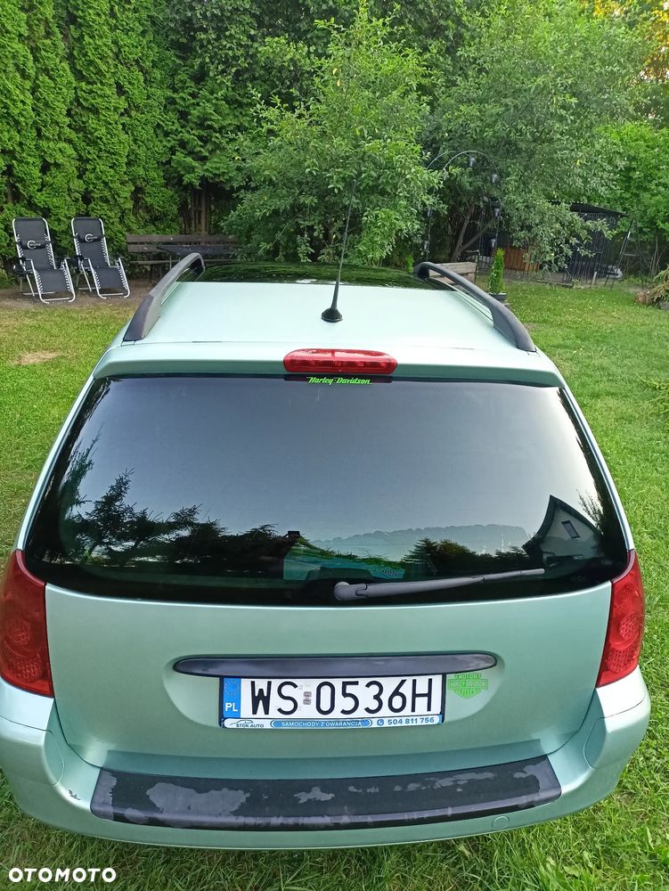 Peugeot 307 - 1