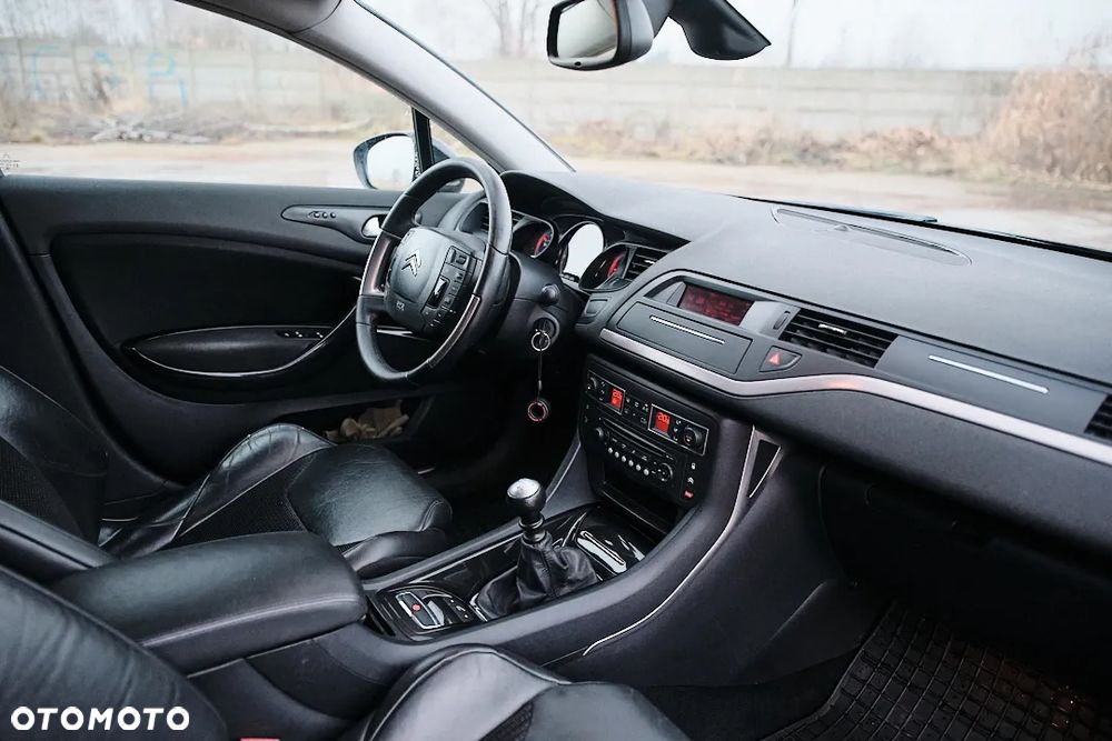 Citroën C5 2.0 HDi Exclusive - 18