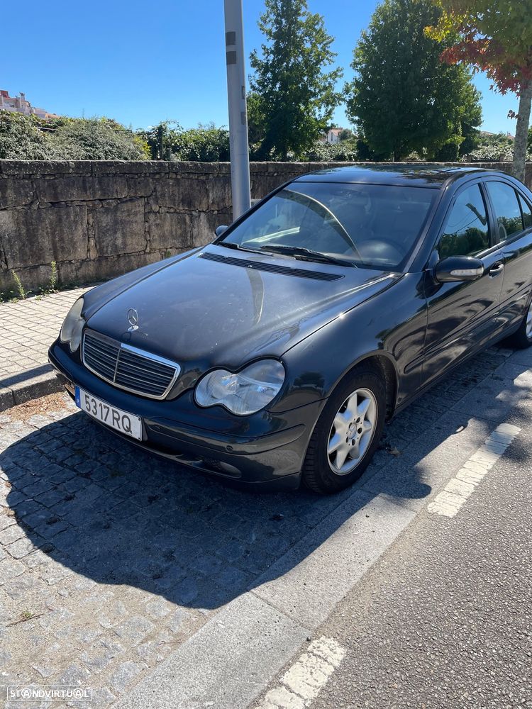 Mercedes-Benz C 220