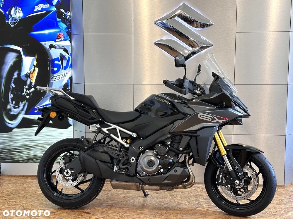 Suzuki GX - 4