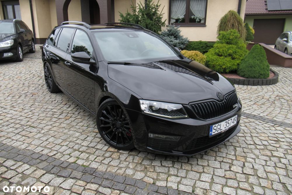 Skoda Octavia 2.0 TDI DSG RS - 2