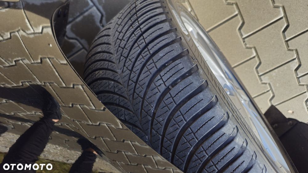 Ford S-Max 2.0 TDCi 4WD Titanium PowerShift - 23