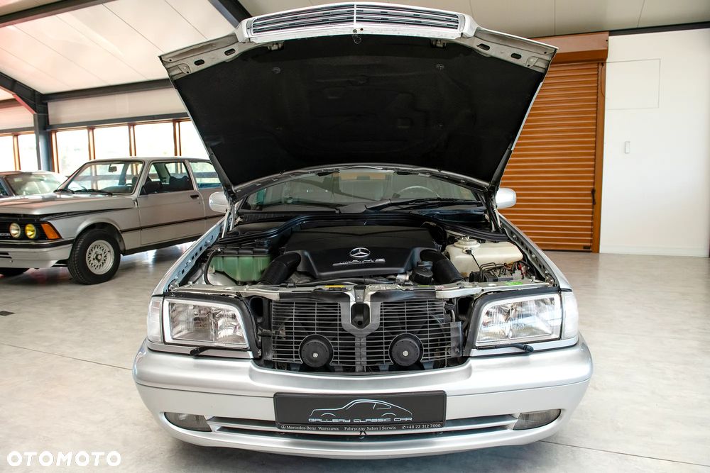 Mercedes-Benz Klasa C 43 AMG - 13