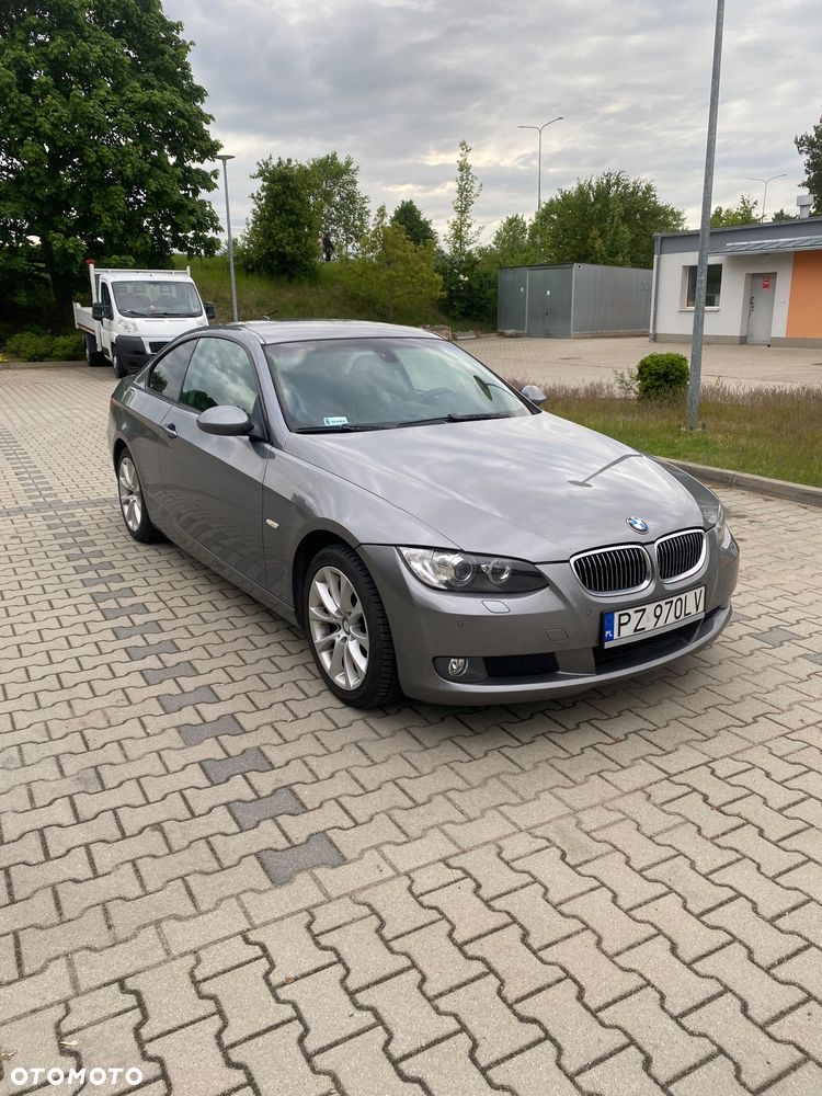 BMW Seria 3 320i - 9