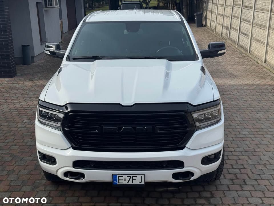 RAM 1500 5.7 Crew Cab Bighorn - 1