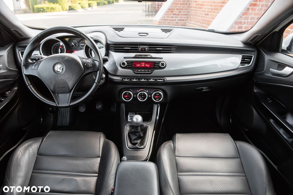 Alfa Romeo Giulietta 1.6 JTDM 16V Business - 24