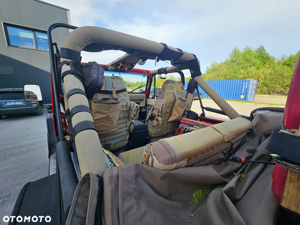 Jeep Wrangler - 19