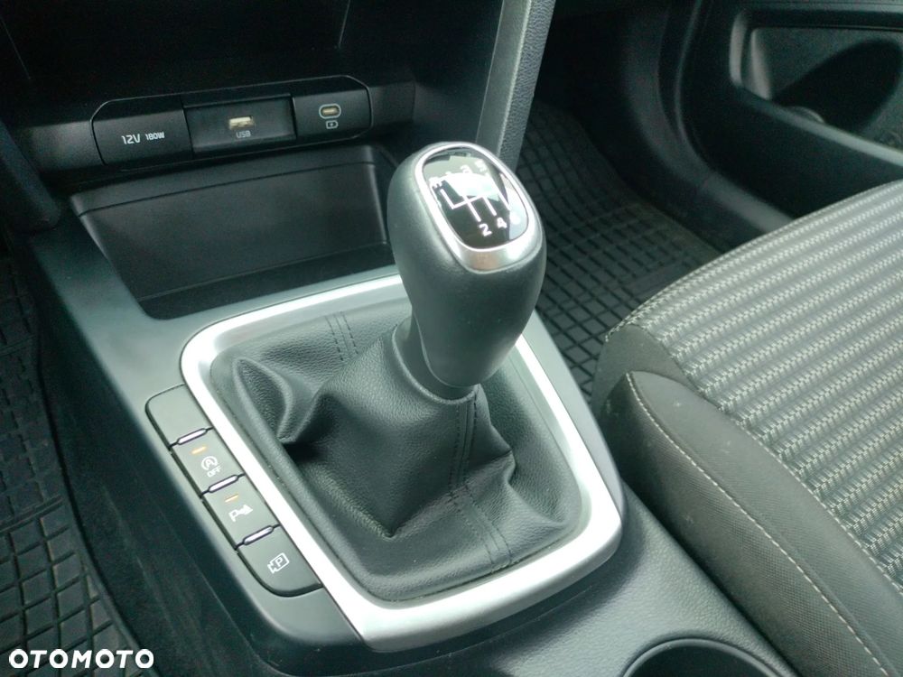 Kia Ceed 1.5 T-GDI M - 18