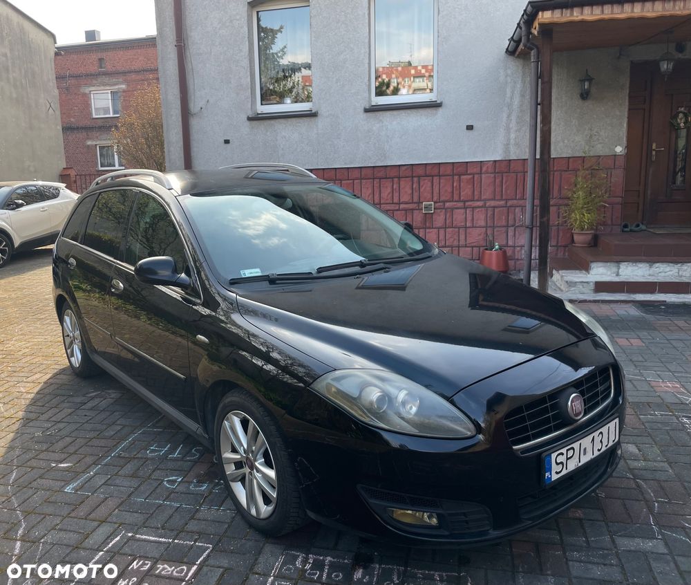 Fiat Croma 1.9 JTD Emotion - 1