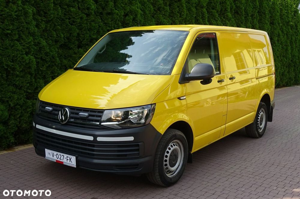 Volkswagen Transporter 2.0 TDI manual furgon serwisówka Sprowadzony - 25