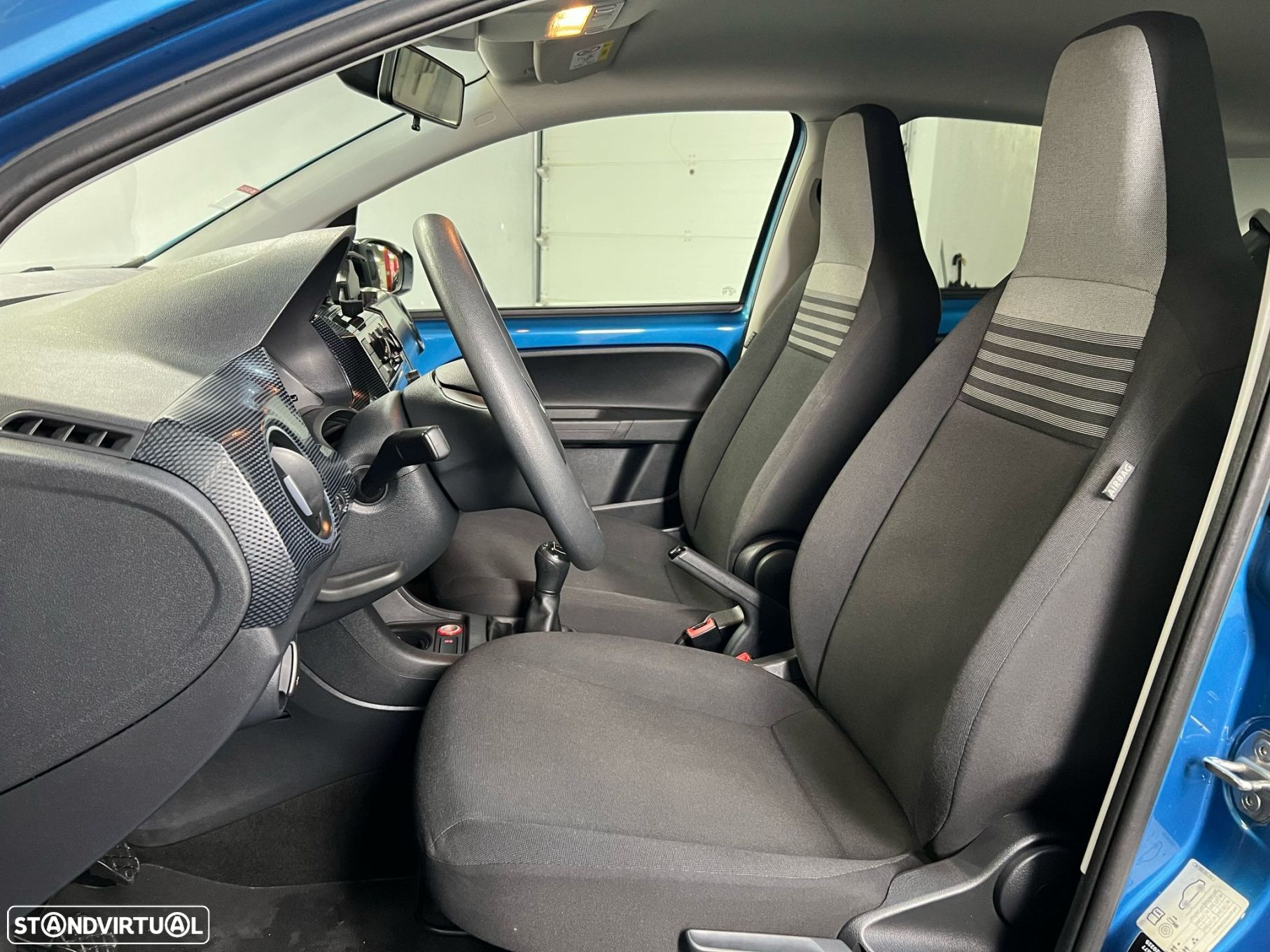 VW Up! 1.0 Move Color - 7