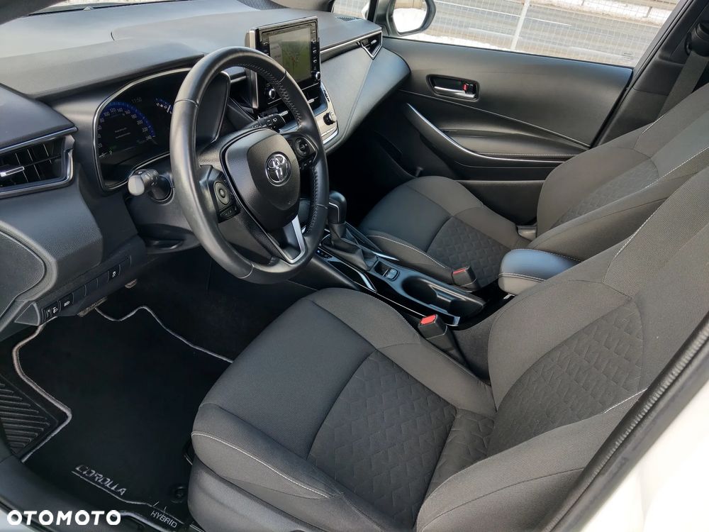 Toyota Corolla - 2