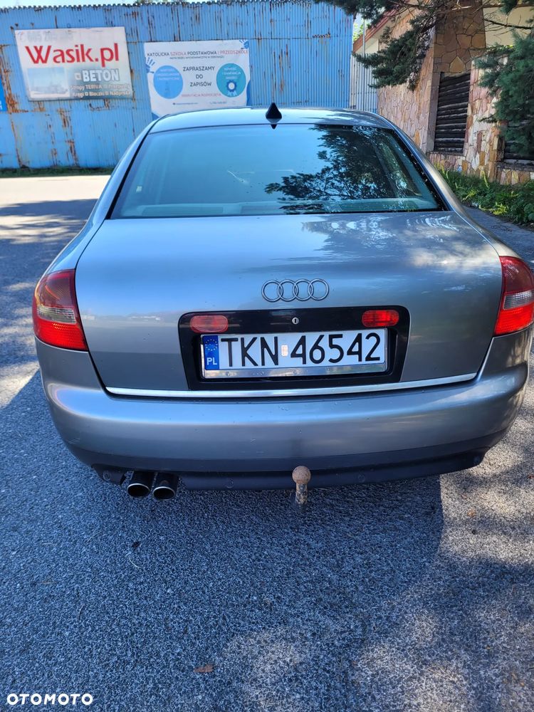 Audi A6 Limousine 2.4 - 7