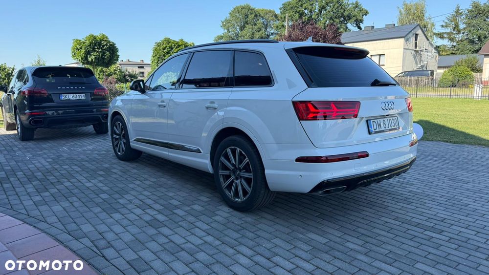 Audi Q7 - 6