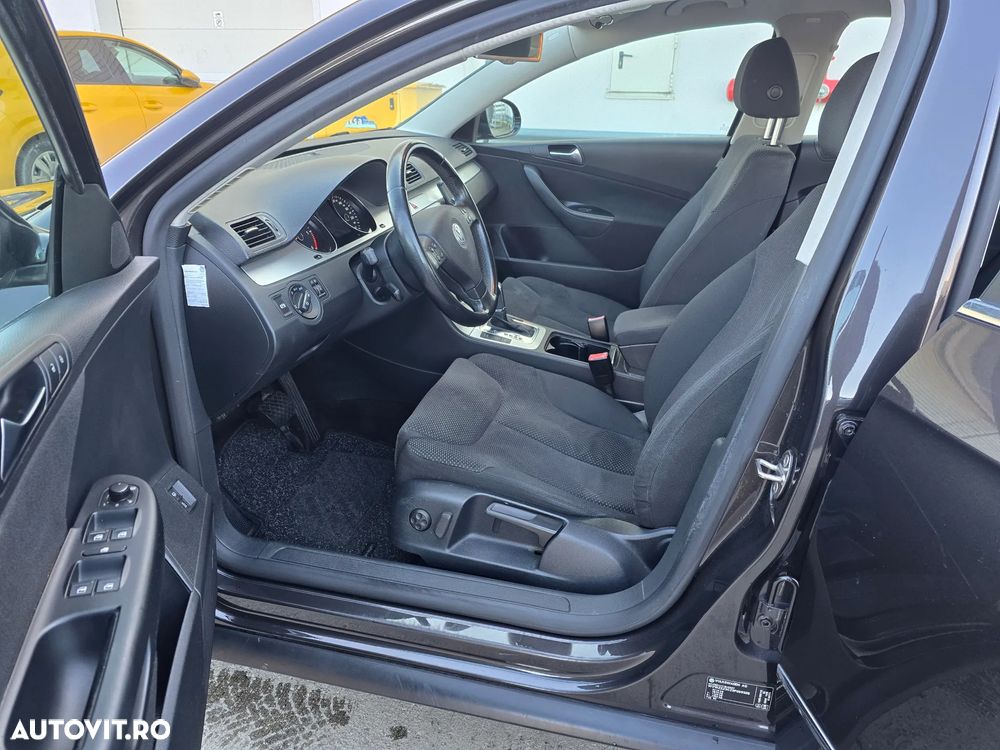 Volkswagen Passat 2.0TDI Comfortline DPF DSG - 14