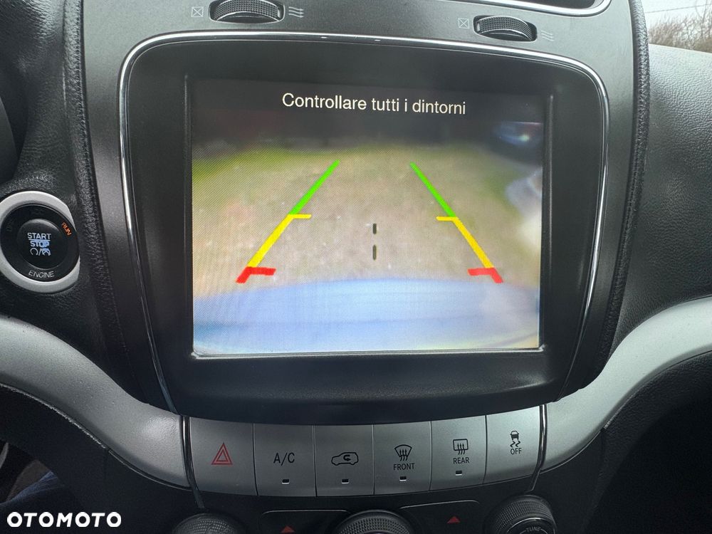 Fiat Freemont 2.0 Multijet Lounge AWD - 29
