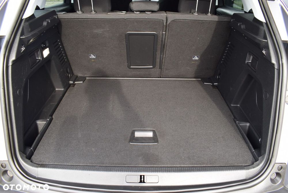Peugeot 3008 1.5 BlueHDi Active S&S EAT8 - 28