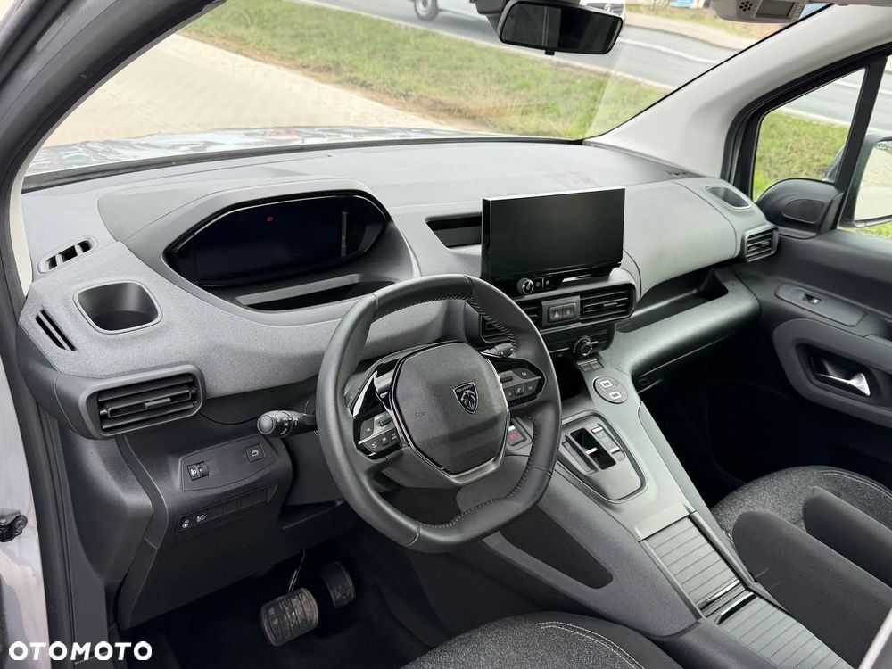 Peugeot Rifter - 13